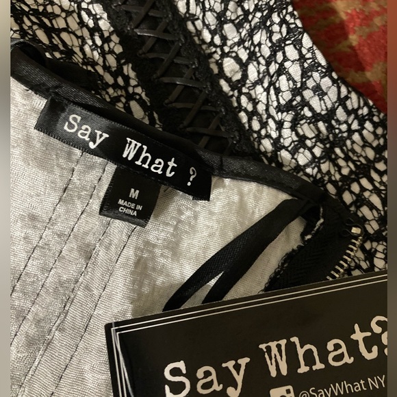 Black & White Bustier - Picture 3 of 4